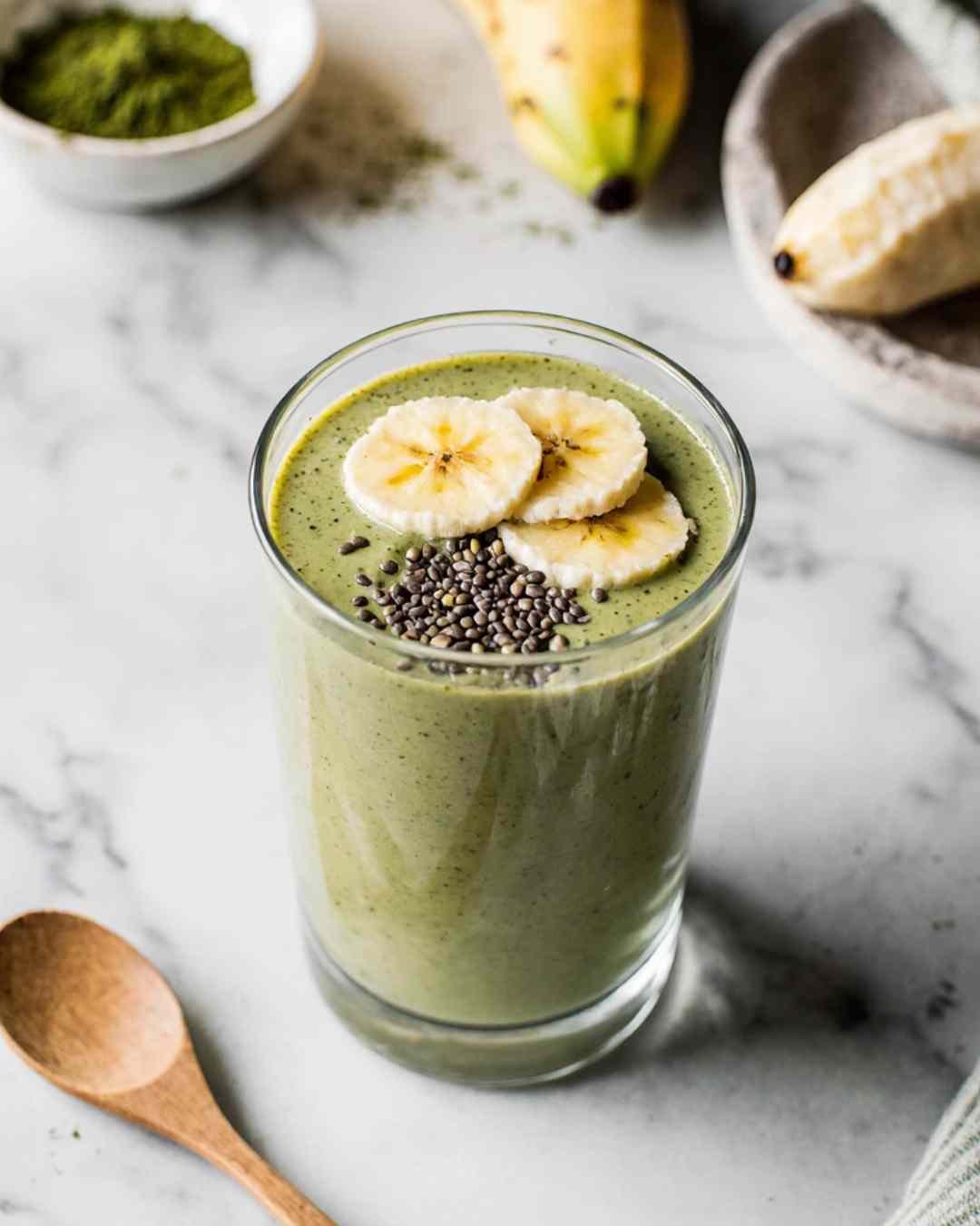 Banana Matcha Smoothie Recipe