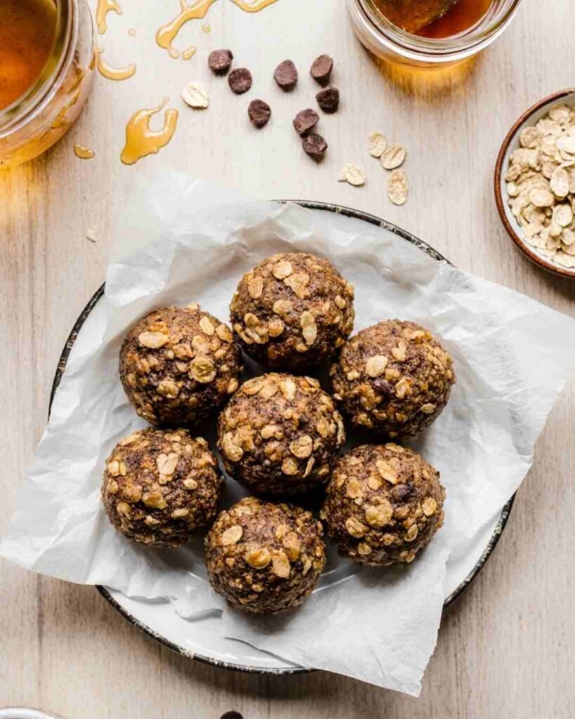 This Easy No Bake Protein Balls Recipe