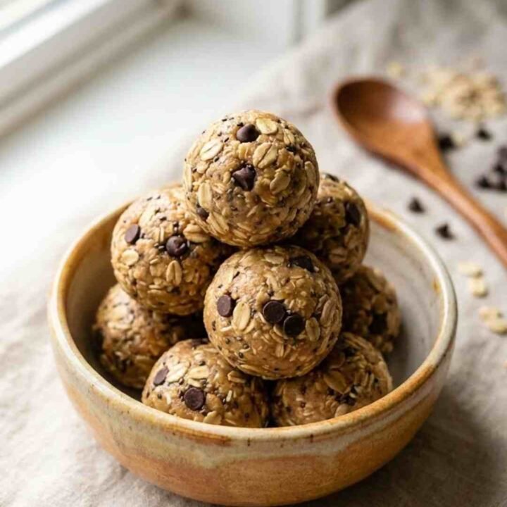 No Bake Peanut Butter Energy Bites | Easy Healthy Snack